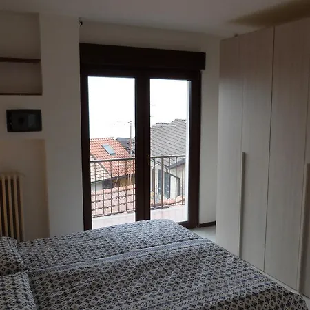 Apartment Casa Gialla Sul Lago Maggiore Arizzano